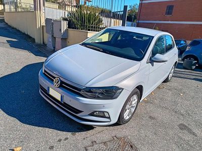 Usata VW Polo Comfortline 95 CV (69 kW) 2020 Grigio Berlina
