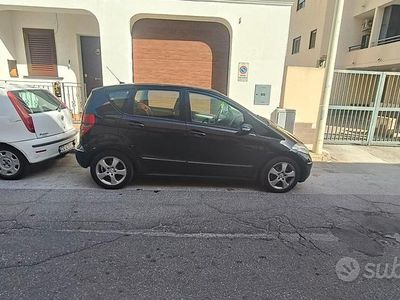 Mercedes A200
