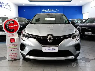 Usata Renault Captur Intens 160 CV (117 kW) 2022 Grigio SUV