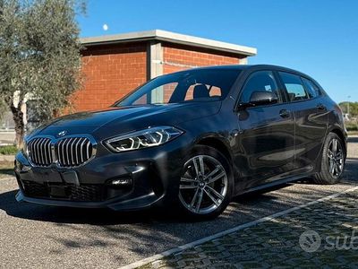 Usata BMW 118 M Sport 150 CV (110 kW) 2020 Grigio Utilitaria