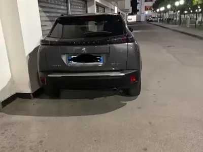 Usata Peugeot 2008 GT-line 102 CV (75 kW) 2020 SUV