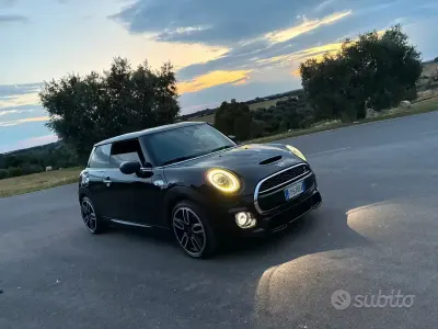 Usata Mini John Cooper Works 192 CV (141 kW) 2019 Nero Utilitaria
