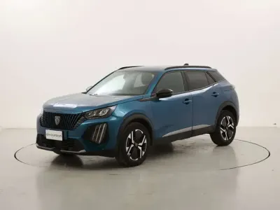 Usata Peugeot 2008 Allure 102 CV (75 kW) 2025 Blu SUV