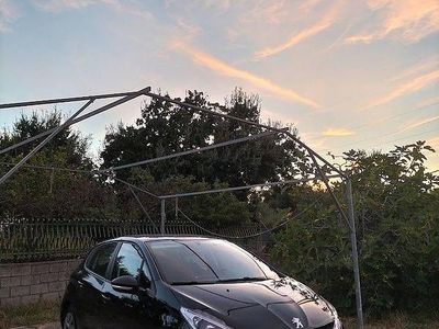 Usata Peugeot 208 83 CV (61 kW) 2021 Utilitaria