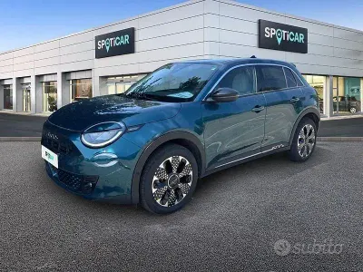 Usata Fiat 600 La Prima 145 CV (106 kW) 2025 Verde SUV