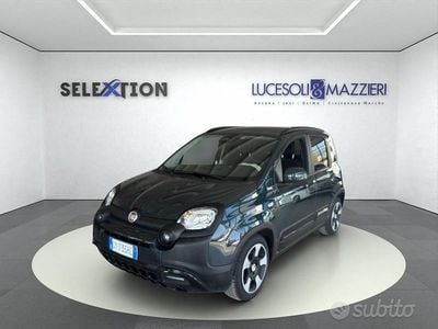 Usata Fiat Panda Cross Cross 69 CV (50 kW) 2025 Verde Utilitaria
