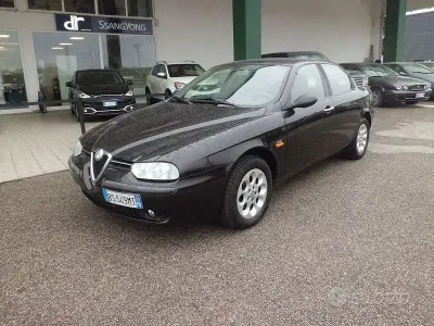 Begagnad Alfa Romeo 156 140 HK (102 kW) 2001 Svart Sedan