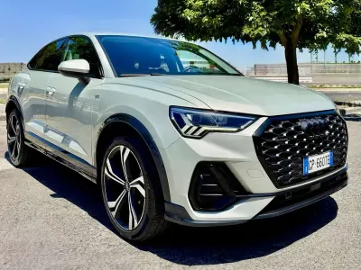 Usata Audi Q3 Sportback S-Line 150 CV (110 kW) 2023 Grigio SUV