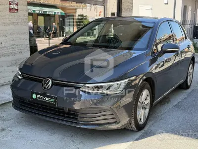 Begagnad VW Golf VII Life 116 HK (85 kW) 2021 Grå Halvkombi