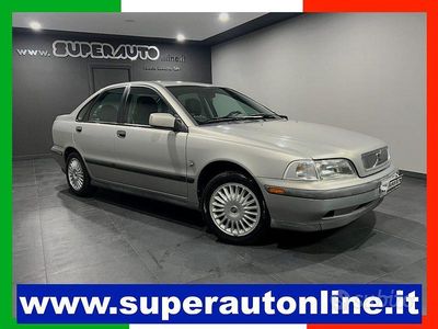 Usata Volvo S40 90 CV (66 kW) 1998 Grigio Berlina