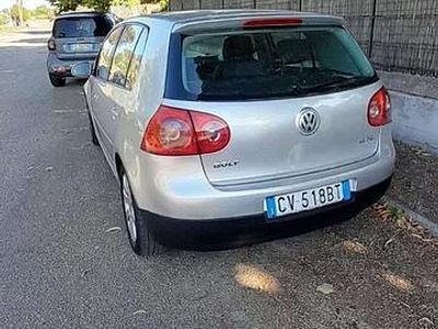 Usata VW Golf IV 50 CV (36 kW) 2005 Grigio Berlina