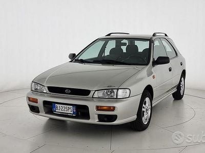 Usata Subaru Impreza 95 CV (69 kW) 2000 Grigio Station wagon