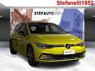 Usata VW Golf VIII Style 131 CV (96 kW) 2023 Giallo faro Berlina