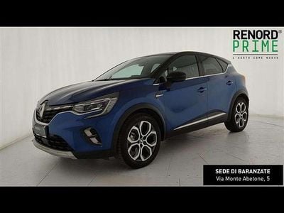 Usata Renault Captur Techno 94 CV (69 kW) 2022 Blu scuro SUV