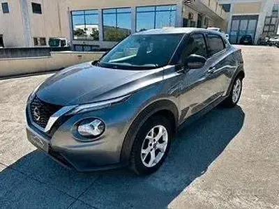 Usata Nissan Juke N-Connecta 117 CV (86 kW) 2021 Grigio SUV