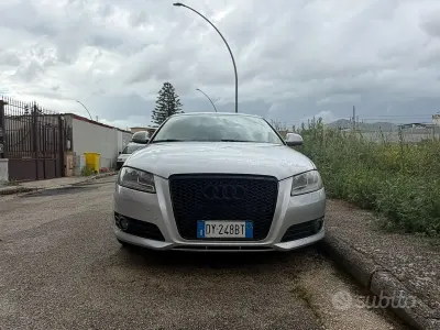 Usata Audi A3 Sportback Ambition 140 CV (102 kW) 2009 Grigio Utilitaria