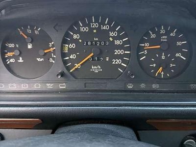 Usata Mercedes E250 126 CV (92 kW) 1991 Berlina