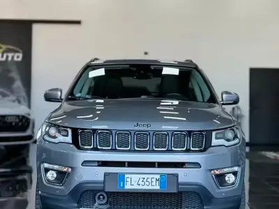 Occasion Jeep Compass Limited 140 ch (102 kW) 2018 Gris SUV
