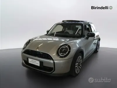Usata Mini Cooper Classic 156 CV (114 kW) 2024 Grigio Utilitaria