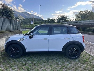 Usata Mini Cooper D Countryman 111 CV (81 kW) 2012 Bianco SUV