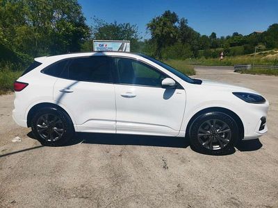 Usata Ford Kuga 306 CV (225 kW) 2023 Bianco SUV
