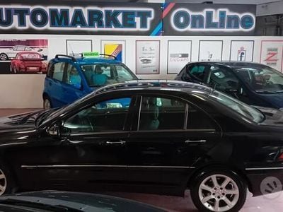 Usata Mercedes C220 150 CV (110 kW) 2005 Nero Berlina