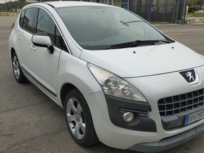 Usata Peugeot 3008 109 CV (80 kW) 2010 Bianco Monovolume