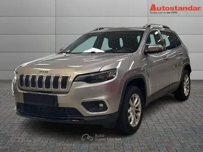 Begagnad Jeep Cherokee Longitude 194 HK (142 kW) 2019 Silver SUV
