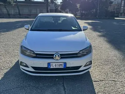 Usata VW Polo Highline 90 CV (66 kW) 2018 Bianco Utilitaria