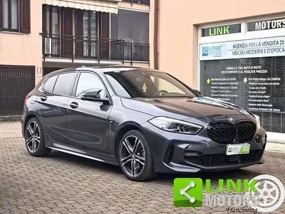 Usata BMW 118 Shadowline 150 CV (110 kW) 2021 Grigio scuro Utilitaria