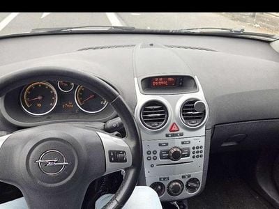 Usata Opel Corsa Edition 85 CV (62 kW) 2011 Grigio Utilitaria