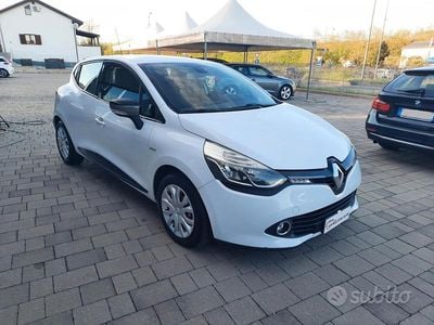 Usata Renault Clio IV 75 CV (55 kW) 2014 Bianco Berlina