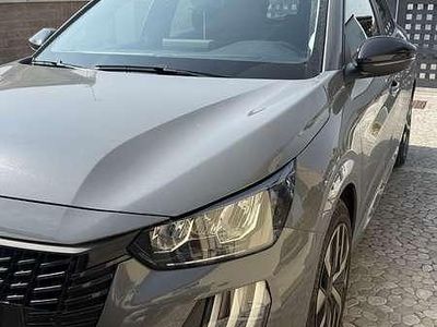 Usata Peugeot 208 Active 75 CV (55 kW) 2024 Grigio Utilitaria
