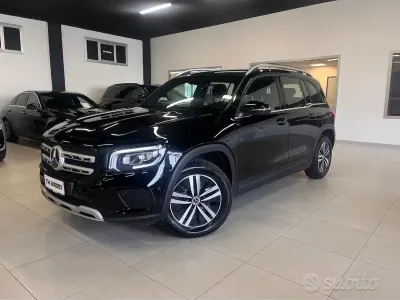 Begagnad Mercedes GLB200 Business 150 HK (110 kW) 2021 Svart SUV