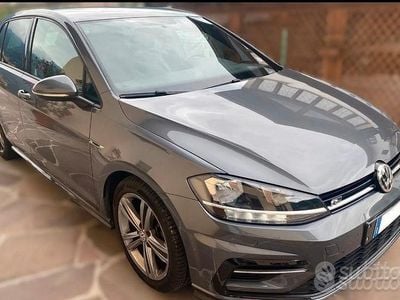 Grigio Usata 2017 VW Golf R-line Berlina | 12.700 € (Buon prezzo)