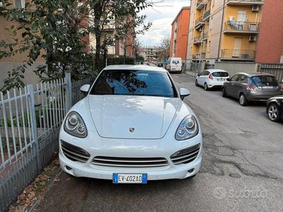 usata Porsche Cayenne 3000 diesel Platinum edition