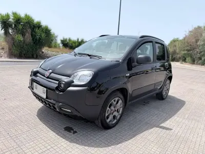 Usata Fiat Panda Cross Cross 71 CV (52 kW) 2022 Nero Utilitaria