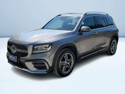 Usata Mercedes GLB180 Advanced Plus 116 CV (85 kW) 2025 Grigio SUV