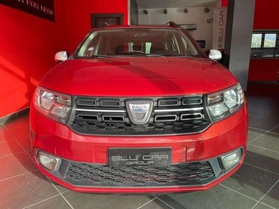 Begagnad Dacia Logan MCV Ambiance 90 HK (66 kW) 2016 Röd Kombi