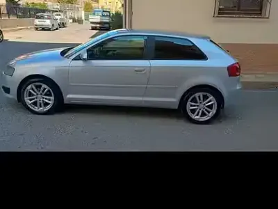 Usata Audi A3 Sportback Attraction 105 CV (77 kW) 2010 Grigio Utilitaria