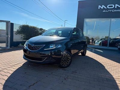 Usata Lancia Ypsilon S 69 CV (50 kW) 2024 Nero Utilitaria