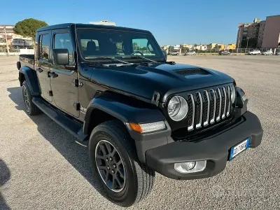Usata Jeep Gladiator 264 CV (194 kW) 2021 Nero Pick-up