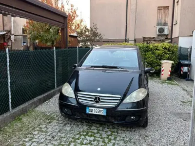 Usata Mercedes A150 95 CV (69 kW) 2009 Nero Berlina