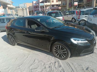 usata Volvo V40 D3 Geartronic R-design