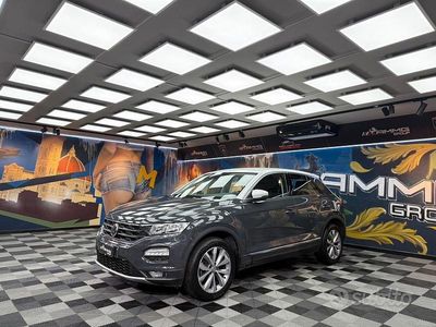 Usata VW T-Roc Advance 116 CV (85 kW) 2019 Grigio SUV