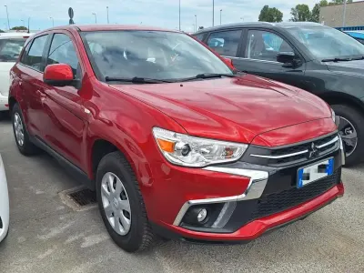 Usata Mitsubishi ASX 116 CV (85 kW) 2019 Rosso SUV