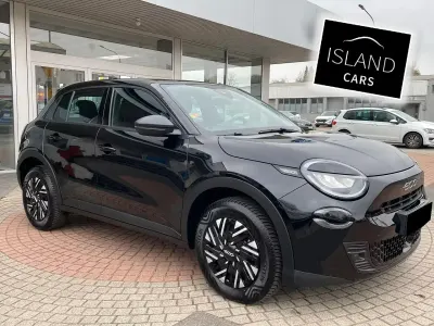 Usata Fiat 600 100 CV (73 kW) 2024 Nero SUV