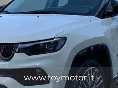 Usata Toyota Corolla Cross Trend 199 CV (146 kW) 2022 Grigio SUV