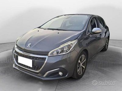 Usata Peugeot 208 Allure 100 CV (73 kW) 2017 Grigio Utilitaria