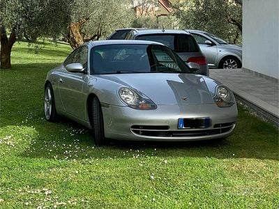 Usata Porsche 996 300 CV (220 kW) 2000 Grigio